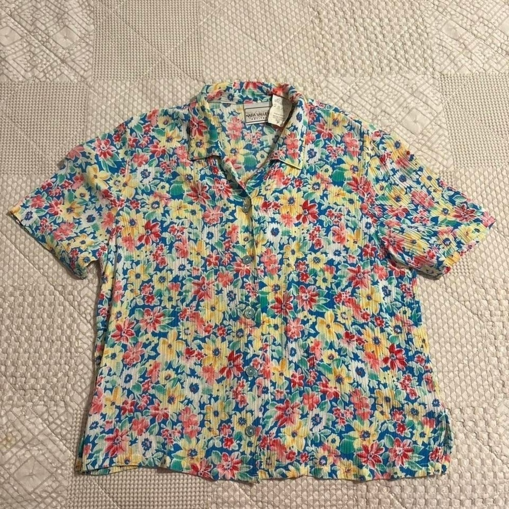VTG Napa Valley Colorful floral button up shirt